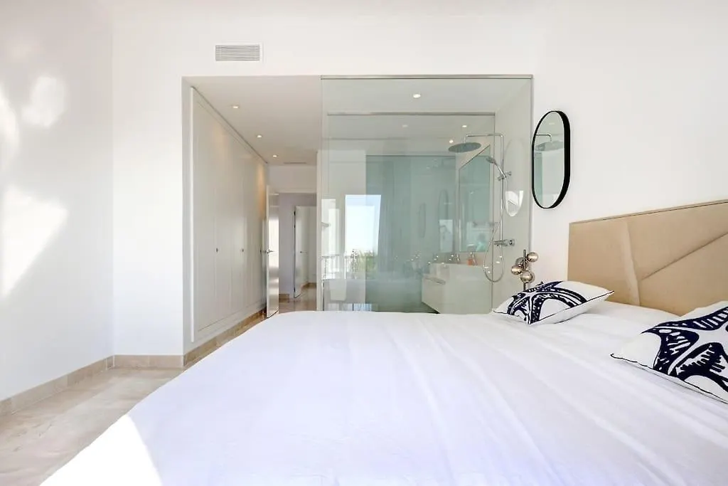 Апартаменты Luxury Family, Beach & Golf Penthouse With Amazing Seaview Бенахавис Испания